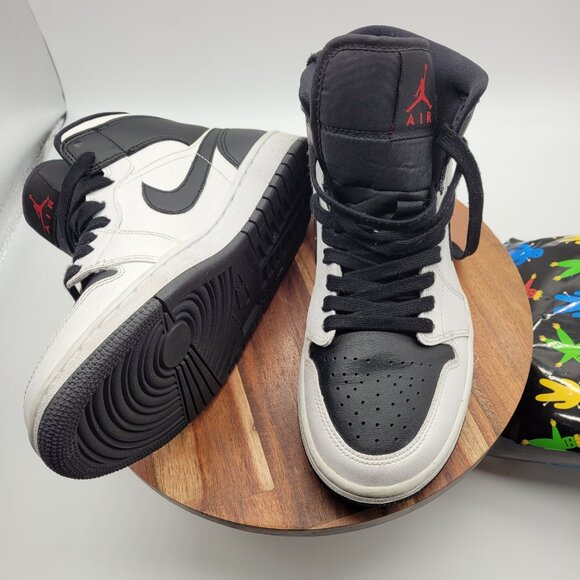 air jordan 1 mid reverse black toe